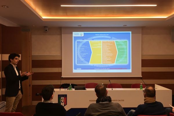 il-master-2016-in-figc-con-niccol-donna75BA6E67-C3C0-E580-A1F4-5787890C42C5.jpg